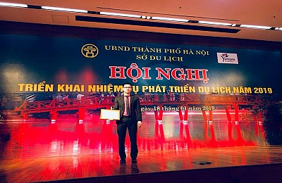 VietSense Travel Vinh Dự Được Giám Đốc Sở Tặng Giấy Khen Năm 2018