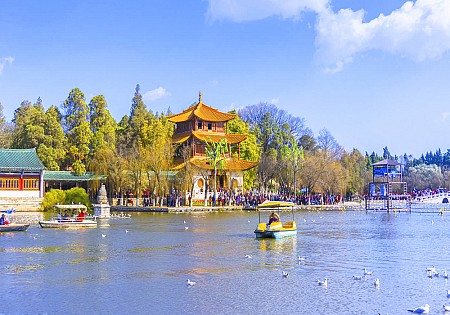 Côn Minh – Lệ Giang – ShangriLa 6 Ngày 5 Đêm khởi hành từ Hà Nội Côn Minh – Lệ Giang – ShangriLa 6 Ngày 5 Đêm khởi hành từ Hà Nội