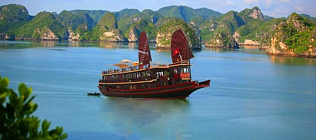 Hà Nội - Ninh Bình - Hạ Long - Yên Tử - 3 Ngày 2 Đêm Hà Nội - Ninh Bình - Hạ Long - Yên Tử - 3 Ngày 2 Đêm