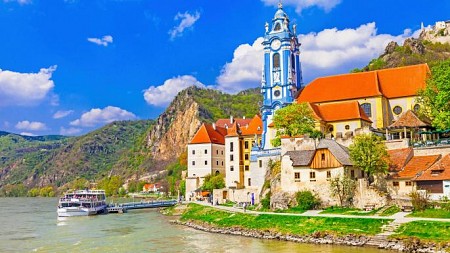 Du Thuyền Sông Danube 12N11Đ: Hành Trình Khám Phá Đông Âu KH 28.07.2018 Du Thuyền Sông Danube 12N11Đ: Hành Trình Khám Phá Đông Âu KH 28.07.2018