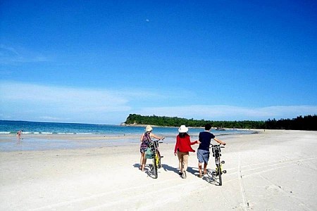 FREE AND EASY  QUAN LẠN- 2 NGÀY 1 ĐÊM FREE AND EASY  QUAN LẠN- 2 NGÀY 1 ĐÊM