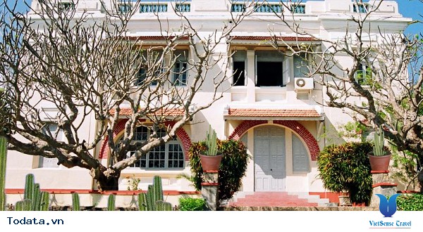 Biệt Thự Cầu Đá - Lầu Bảo Đại Nha Trang - Ảnh 3