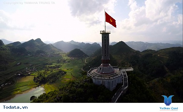 Chinh Phục Cột Cờ Lũng Cú Những Ngày Cuối Tháng 10 - Ảnh 1