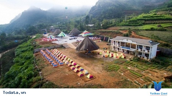 Hà Giang Dựng Khu Lều Bạt Phục Vụ Khách Du Lịch - Ảnh 1 Hà Giang Dựng Khu Lều Bạt Phục Vụ Khách Du Lịch - Ảnh 1