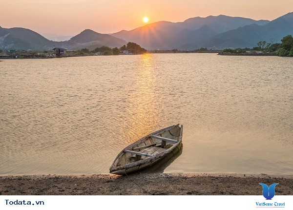 Vẻ Đẹp Kỳ Diệu Biển Nha Trang Từ Bình Minh Đến Hoàng Hôn - Ảnh 8