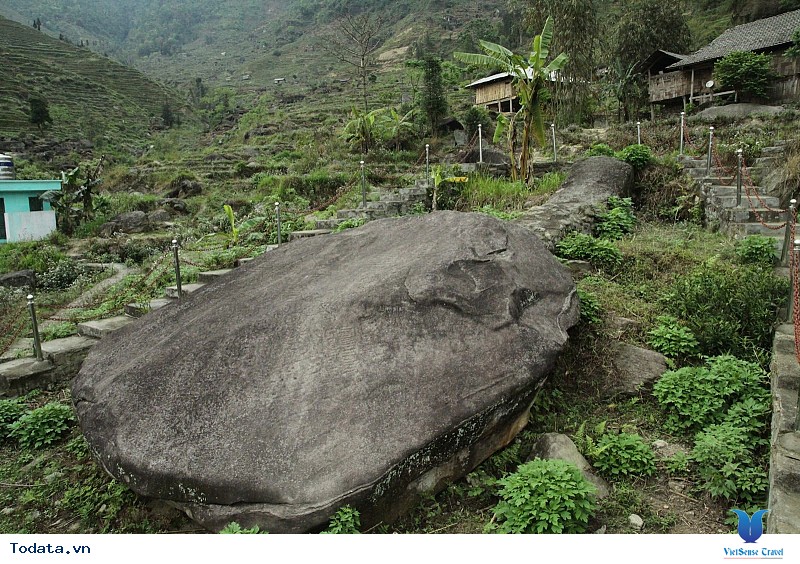 Bãi Đá Cổ Nấm Dẩn Ở Hà Giang - Ảnh 3