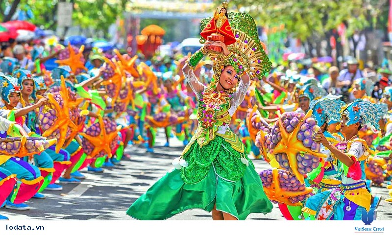 Carnaval Hạ Long 2019 - Điểm Hẹn Du Lịch Lý Tưởng Cho Mùa Hè - Ảnh 1 Carnaval Hạ Long 2019 - Điểm Hẹn Du Lịch Lý Tưởng Cho Mùa Hè - Ảnh 1