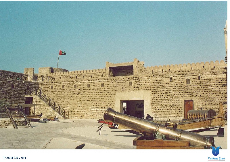 Du Lịch Dubai - Hành Trình Khám Phá Vùng Đất Đan Xen Giữa Quá Khứ Và Hiện Tại - Ảnh 2 Du Lịch Dubai - Hành Trình Khám Phá Vùng Đất Đan Xen Giữa Quá Khứ Và Hiện Tại - Ảnh 2