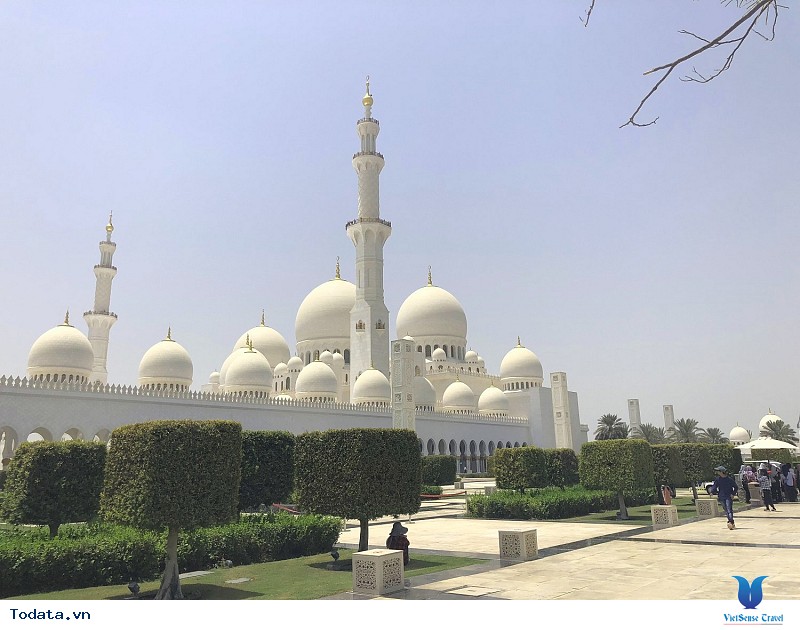 Du Lịch Dubai Cùng Với Những Trải Nghiệm Tuyệt Vời Tại Thành Phố Sang Trọng Bậc Nhất Trung Đông - Ảnh 3 Du Lịch Dubai Cùng Với Những Trải Nghiệm Tuyệt Vời Tại Thành Phố Sang Trọng Bậc Nhất Trung Đông - Ảnh 3