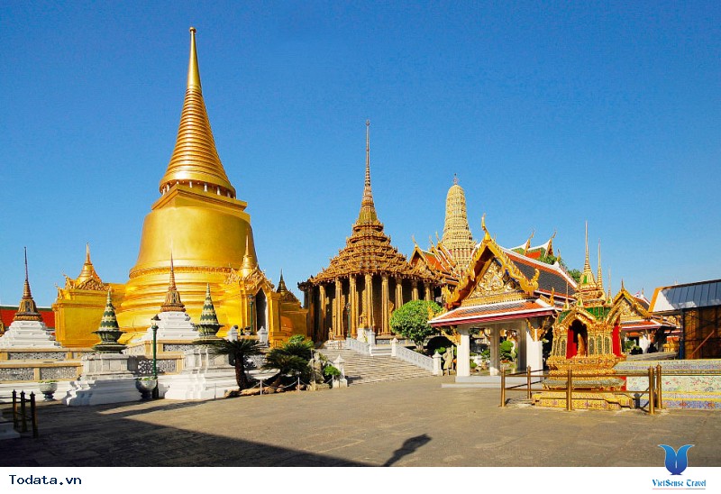 Hành trang cần chuẩn bị cho tour du lịch Thái Lan - Ảnh 2 Hành trang cần chuẩn bị cho tour du lịch Thái Lan - Ảnh 2