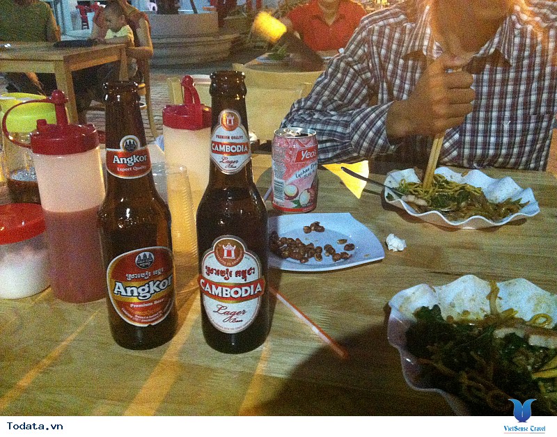 Khám phá cuộc sống về đêm ở thủ đô Phnom Penh - Ảnh 7