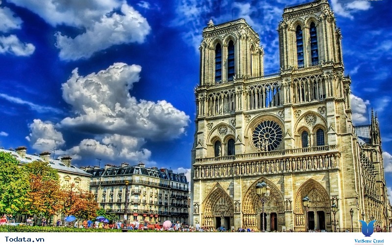 Khám Phá Nhà Thờ Đức Bà Paris Nổi Tiếng Nước Pháp - Ảnh 2 Khám Phá Nhà Thờ Đức Bà Paris Nổi Tiếng Nước Pháp - Ảnh 2