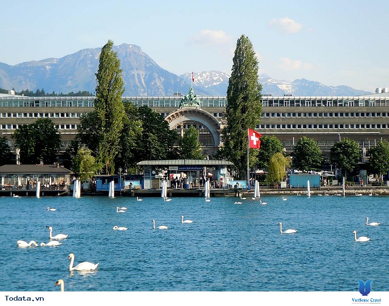 Kinh Nghiệm Châu Âu Khám Phá Lucerne - Thành Phố Thơ Mộng Của Thụy Sỹ - Ảnh 3