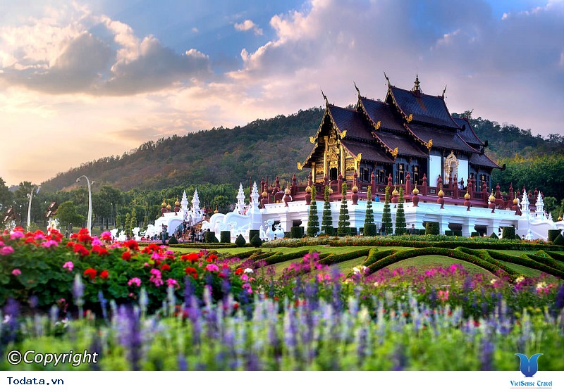 Miền Bắc Thái Lan có gì hấp dẫn ngoài thủ đô Băng Kok - Ảnh 2 Miền Bắc Thái Lan có gì hấp dẫn ngoài thủ đô Băng Kok - Ảnh 2