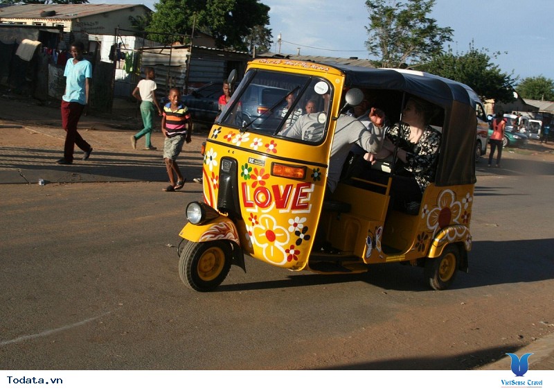 Một lần ngồi trên xe Tuk tuk khám phá vẻ đẹp Thái Lan - Ảnh 1