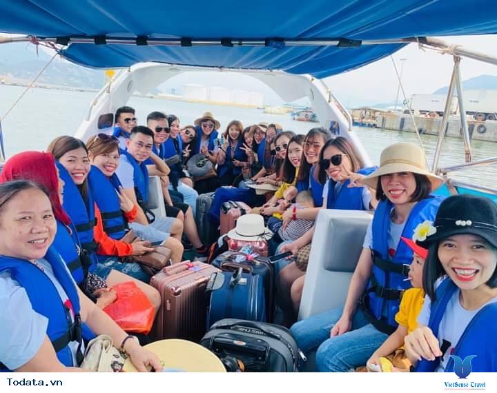 Review Du Lịch Nha Trang 2019 Của Cán Bộ Nhân Viên VietSense (Ngày 1) - Ảnh 1 Review Du Lịch Nha Trang 2019 Của Cán Bộ Nhân Viên VietSense (Ngày 1) - Ảnh 1