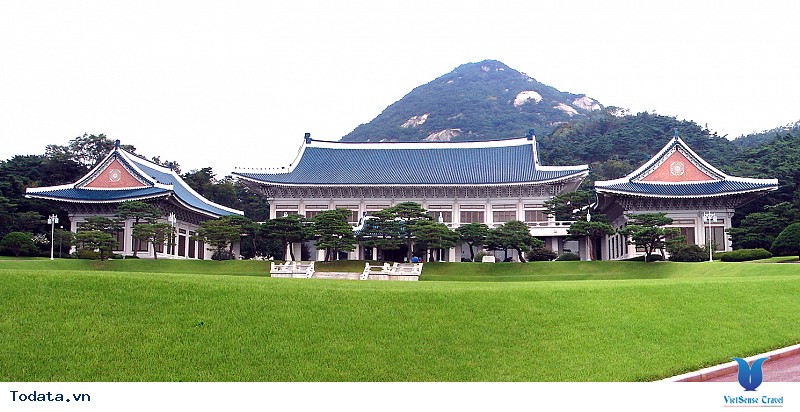 Vi vu Hàn Quốc ngắm mùa thu lá đỏ nhuộm màu trời - Ảnh 3 Vi vu Hàn Quốc ngắm mùa thu lá đỏ nhuộm màu trời - Ảnh 3