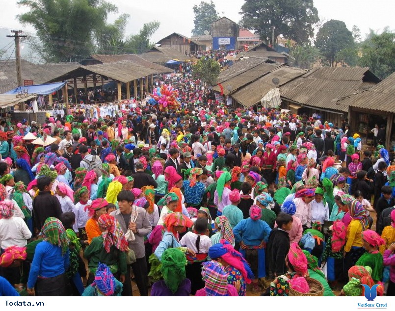 chợ tình khau vai