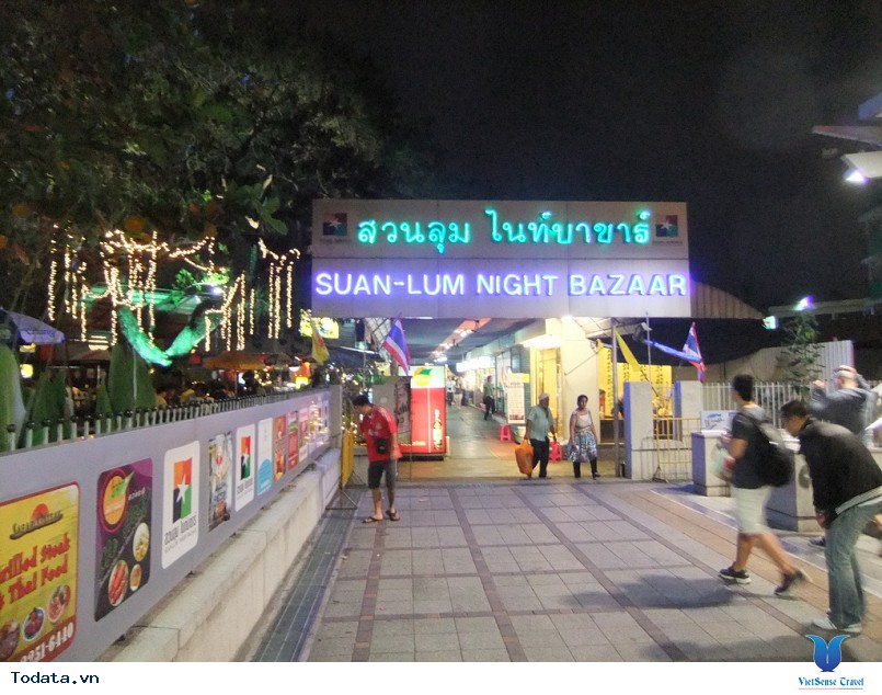 Mê mẩn với thiên đường mua sắm ở Thái Lan - Ảnh 4 Mê mẩn với thiên đường mua sắm ở Thái Lan - Ảnh 4