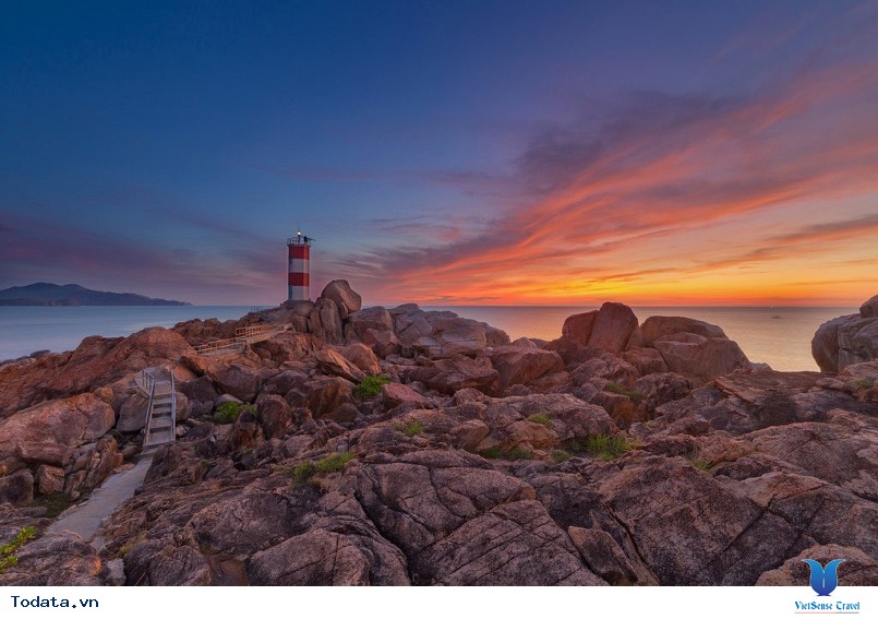 Nét đẹp hoang sơ Gành Đèn Phú Yên - Ảnh 2