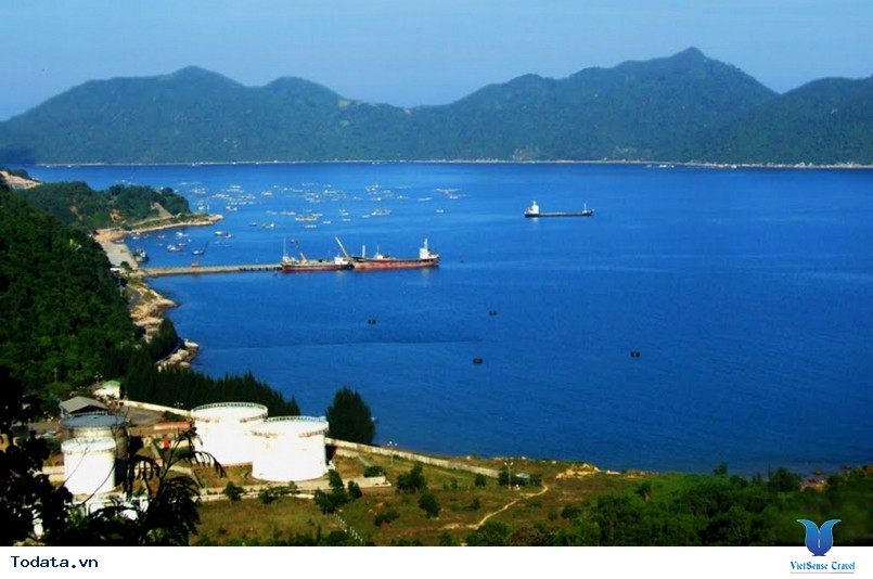 Ngây người trước vẻ đẹp của vịnh Vũng Rô - Ảnh 2