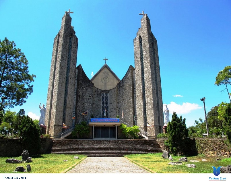 Những địa điểm chụp ảnh tuyệt đẹp tại Huế - Ảnh 3 Những địa điểm chụp ảnh tuyệt đẹp tại Huế - Ảnh 3