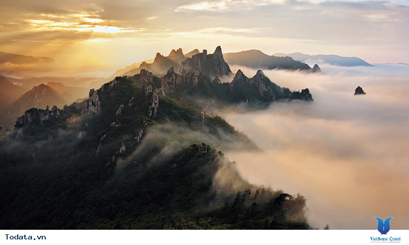 Những điểm du lịch hấp dẫn nhất của xứ sở Kim Chi - Ảnh 3