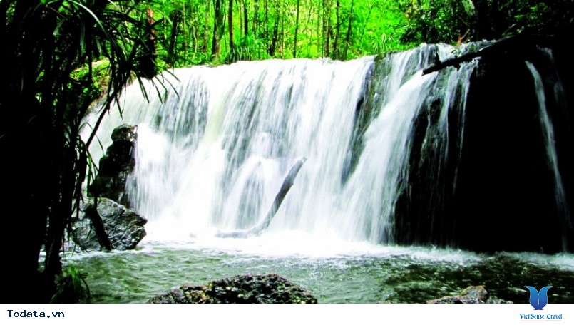 Suối Tranh ở Phú Quốc Suối Tranh ở Phú Quốc