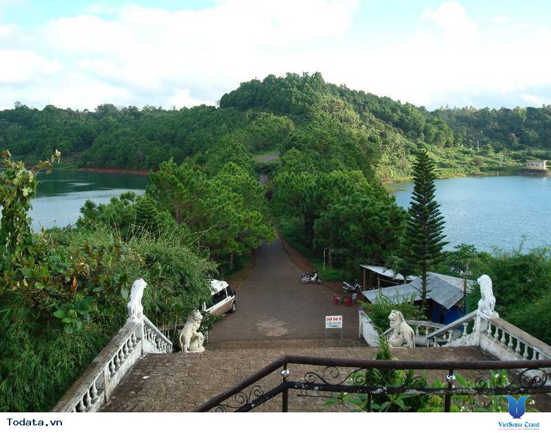 Biển hồ TNưng, thắng cảnh đẹp của Gia Lai Hình ảnh 3 Biển hồ TNưng, thắng cảnh đẹp của Gia Lai Hình ảnh 3