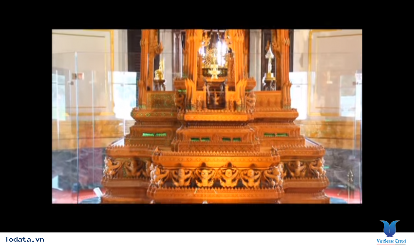 các tác phẩm nghệ thuật trong Cung Điện Đá Trắng Thái Lan Hình ảnh 18