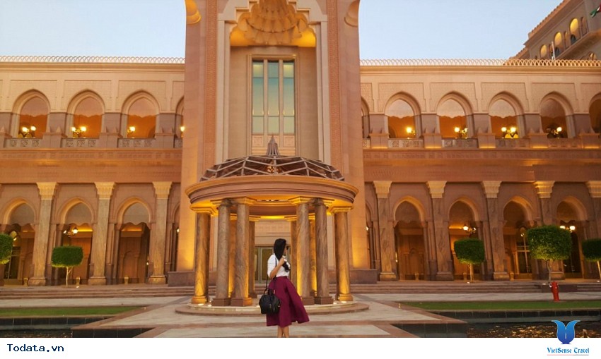 Cận Cảnh Độ Xa Xỉ Của Khách Sạn Emirates Palace Hình ảnh 4
