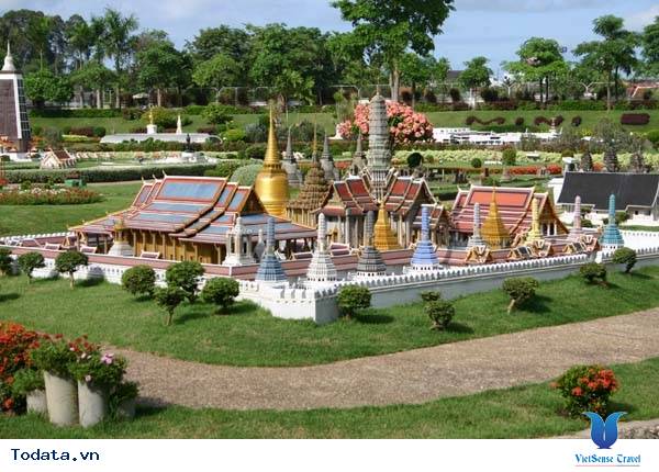 Chiêm ngưỡng các công trình kiến trúc thu nhỏ bên trong Mini Siam Hình ảnh 3 Chiêm ngưỡng các công trình kiến trúc thu nhỏ bên trong Mini Siam Hình ảnh 3