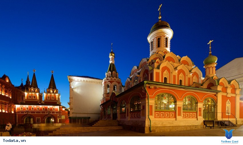 Choáng ngợp trước vẻ đẹp lộng lẫy nhà thờ Kazan Hình ảnh 1