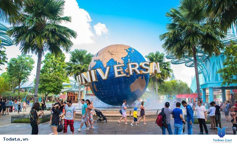 Chụp hình quả cầu ở Universal Studio Singapore Hình ảnh 1 Chụp hình quả cầu ở Universal Studio Singapore Hình ảnh 1