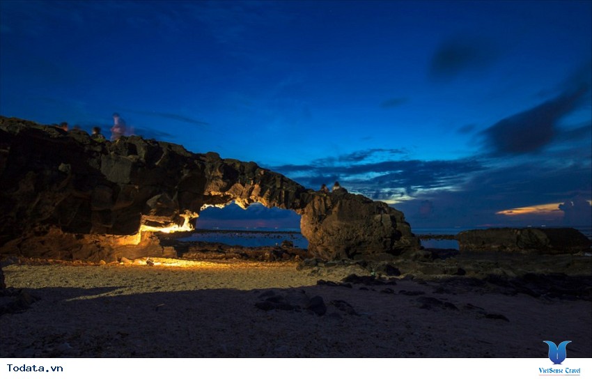 Cổng Tò Vò tại Lý Sơn đẹp đến vậy sao? Hình ảnh 4 Cổng Tò Vò tại Lý Sơn đẹp đến vậy sao? Hình ảnh 4