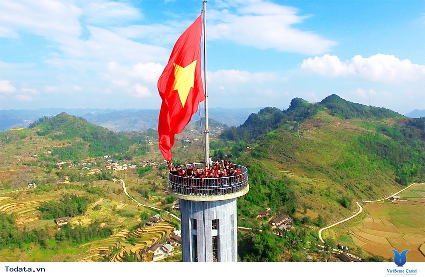 Cột Cờ Lũng Cú Nơi Địa Đầu Tổ Quốc Hình ảnh 2