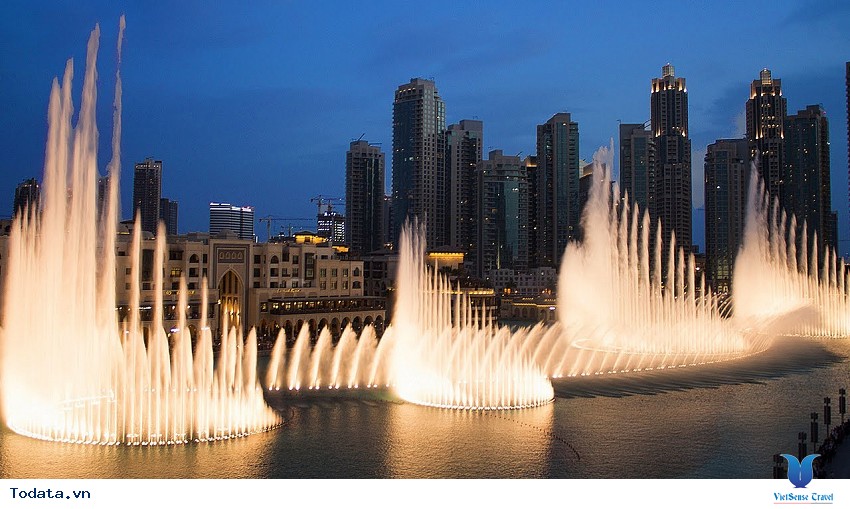 Đài Phun Nước Lớn Nhất Thế Giới Ở Dubai. Hình ảnh 1