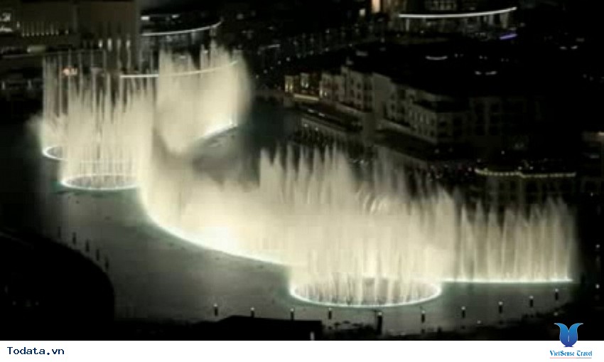 Đài Phun Nước Lớn Nhất Thế Giới Ở Dubai. Hình ảnh 3