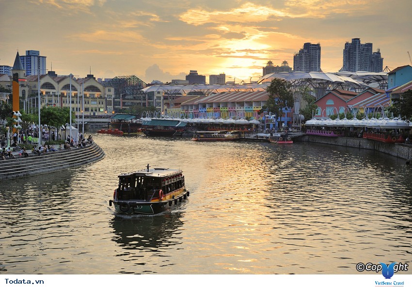 Dạo chơi trên sông ở Clarke Quay Hình ảnh 3