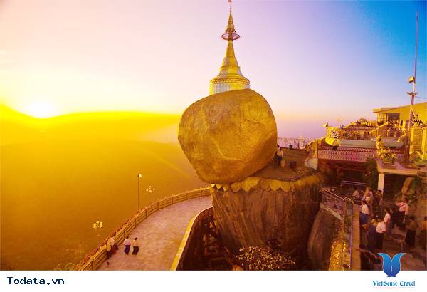 Golden Rock, hòn đá vàng kì lạ Hình ảnh 3