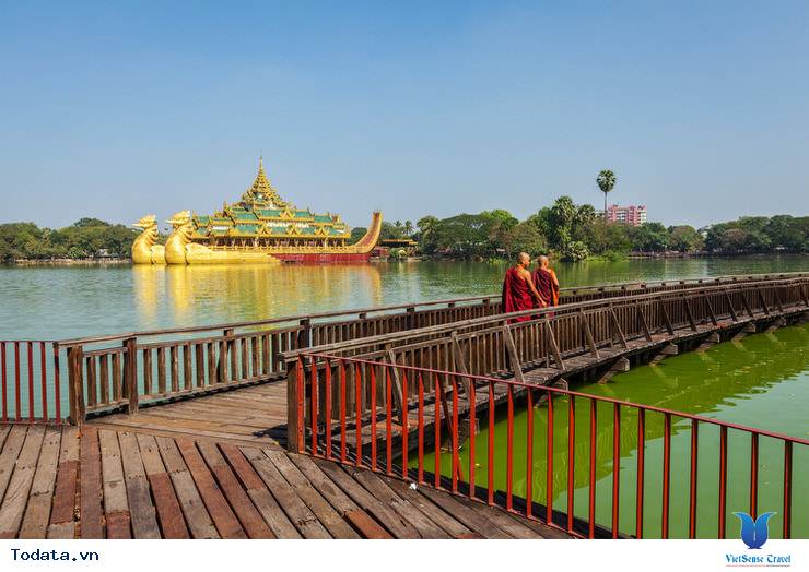 Hồ Kandawgyi, hồ nước nhân tạo đẹp nhất Yangon Hình ảnh 1