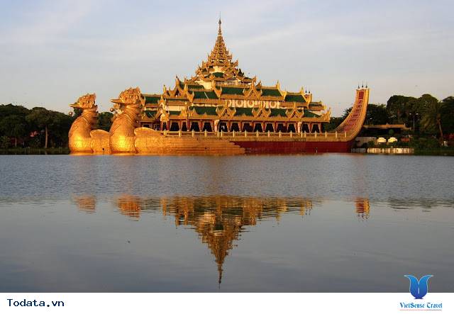 Hồ Kandawgyi, hồ nước nhân tạo đẹp nhất Yangon Hình ảnh 2