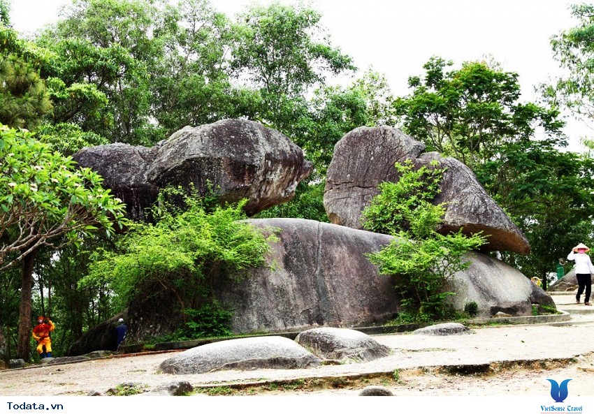 Hòn Trống Mái Hình ảnh 4