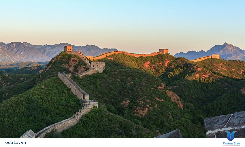Hút hồn trước vẻ đẹp bình minh của vạn lý trường thành Hình ảnh 1