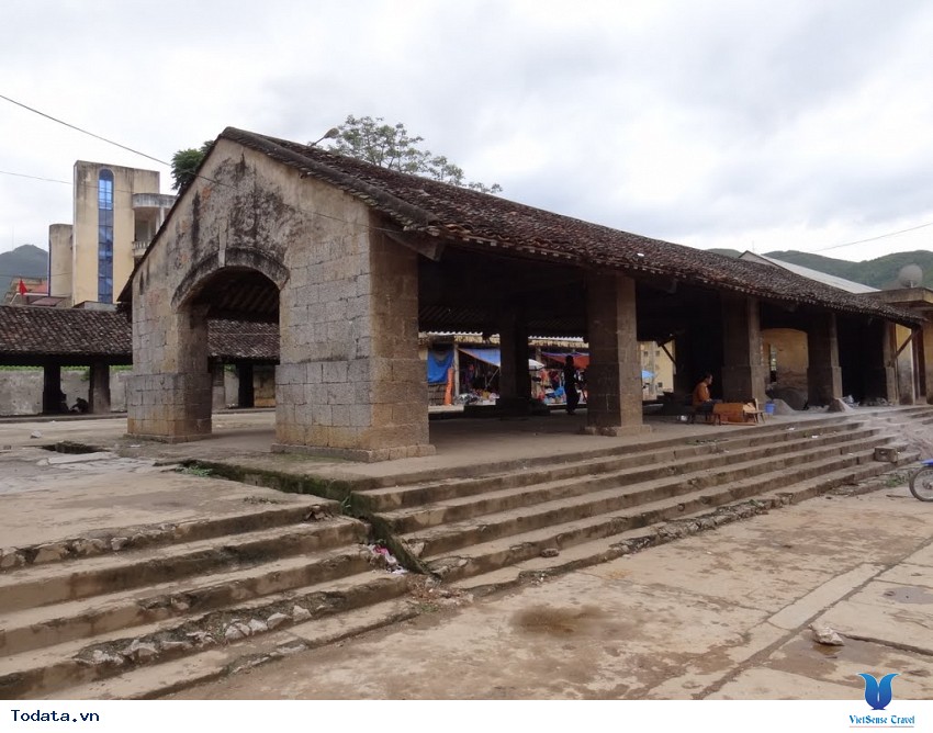 Khám Phá Phố Cổ Đồng Văn Hà Giang Hình ảnh 2