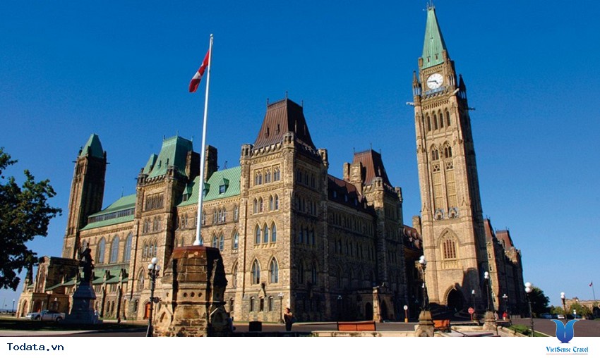 Khung cảnh đẹp lung linh và vô cùng quyến rũ ở Parliament Hill Hình ảnh 1 Khung cảnh đẹp lung linh và vô cùng quyến rũ ở Parliament Hill Hình ảnh 1