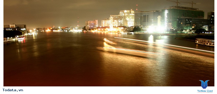 Lung linh huyền ảo với khi đêm đến ở Sông Chao Phraya Thái Lan Hình ảnh 2 Lung linh huyền ảo với khi đêm đến ở Sông Chao Phraya Thái Lan Hình ảnh 2