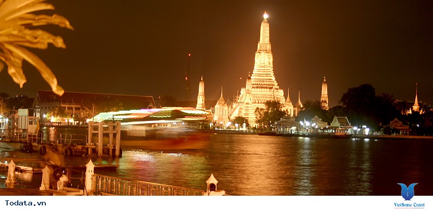 Lung linh huyền ảo với khi đêm đến ở Sông Chao Phraya Thái Lan Hình ảnh 1 Lung linh huyền ảo với khi đêm đến ở Sông Chao Phraya Thái Lan Hình ảnh 1