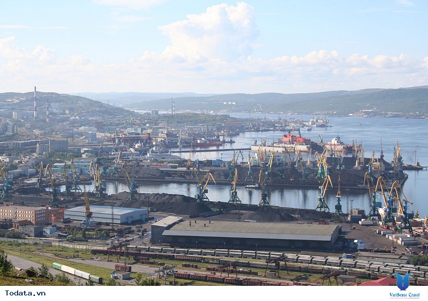 Murmansk- nơi có những chú chó săn nổi tiếng của vùng Bắc Cực Hình ảnh 1 Murmansk- nơi có những chú chó săn nổi tiếng của vùng Bắc Cực Hình ảnh 1