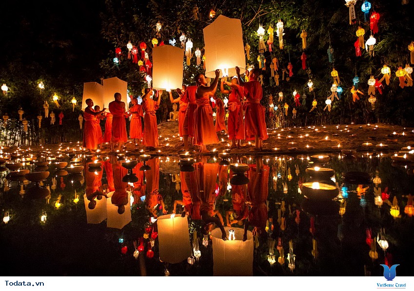 Ngắm đèn trời trong lễ hội Loy Krathong tại Chiang Mai Hình ảnh 3 Ngắm đèn trời trong lễ hội Loy Krathong tại Chiang Mai Hình ảnh 3